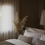 Pensión Adama
