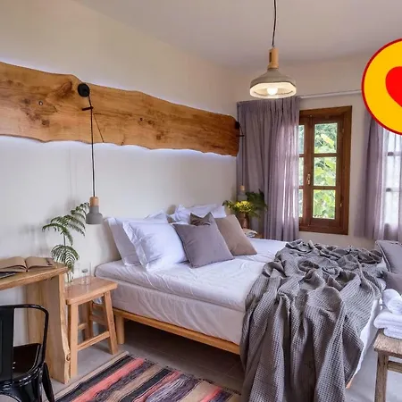 Adama Gasthuis Mourésion